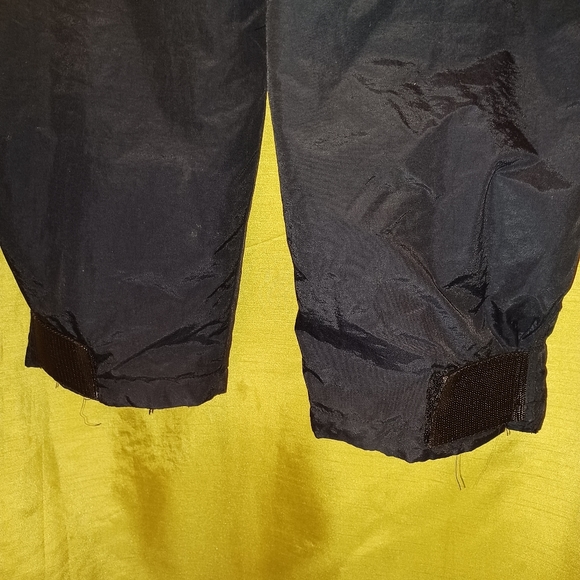 Sold offerup. Snow pants Skigear - Picture 11 of 16